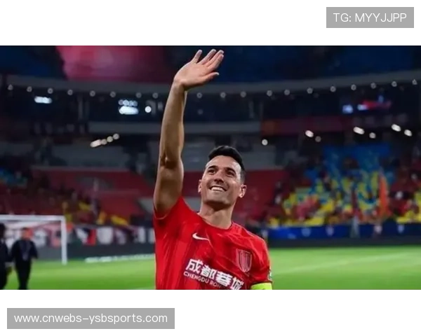 蓉城新赛季战术调整 343阵型蓄势待发 莱切特领衔后防费利佩冲锋核心